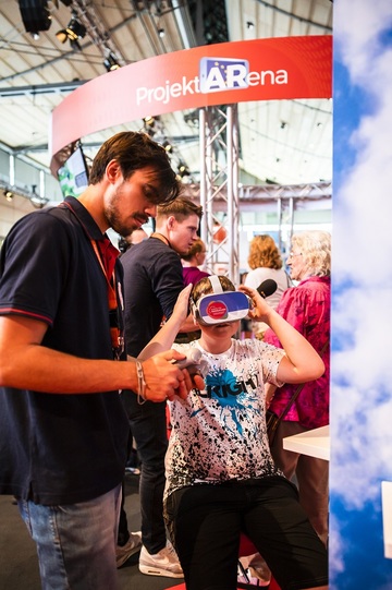 Sechs Virtual-Reality-Filme von EU-geförderten Projekten erwarteten die BesucherInnen am Stand